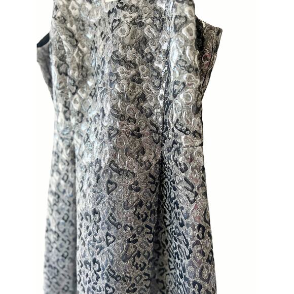 Sachin & Babi Sleeveless Silver Metallic Animal Print Jacquard Hi-Lo Gown Size 6 - Picture 6 of 12